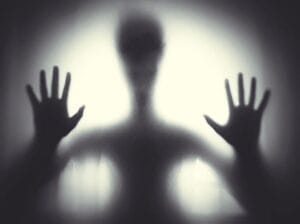 Hantu Kisut: Sosok Bayangan Aneh dari Pacitan
